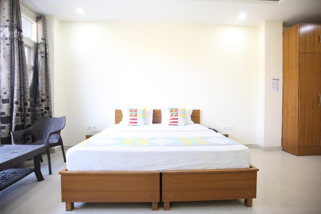 Sky Home Train View Kasauli Ngoại thất bức ảnh