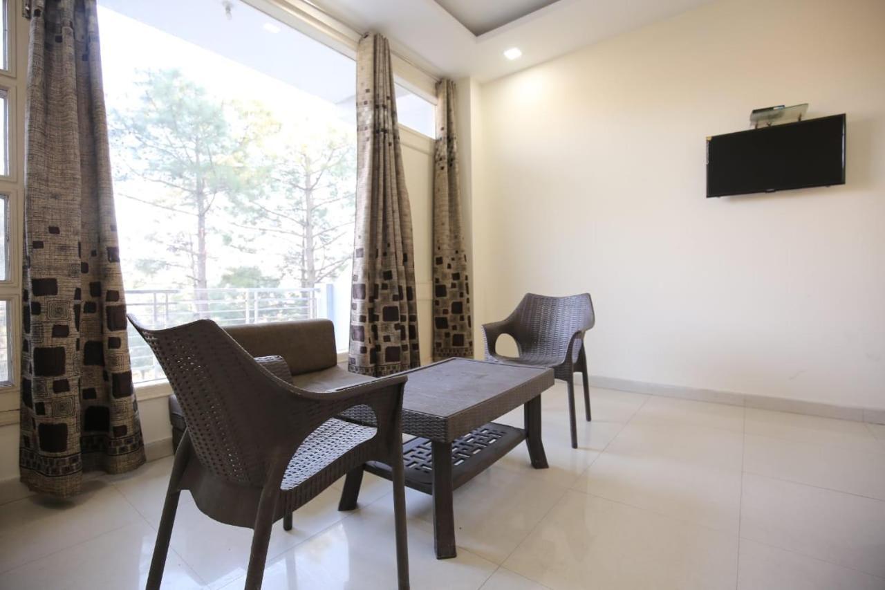Sky Home Train View Kasauli Ngoại thất bức ảnh