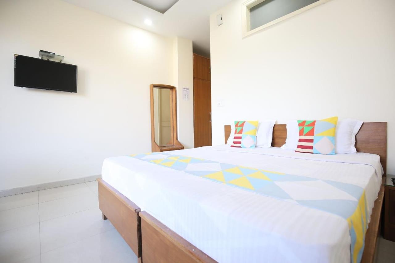 Sky Home Train View Kasauli Ngoại thất bức ảnh
