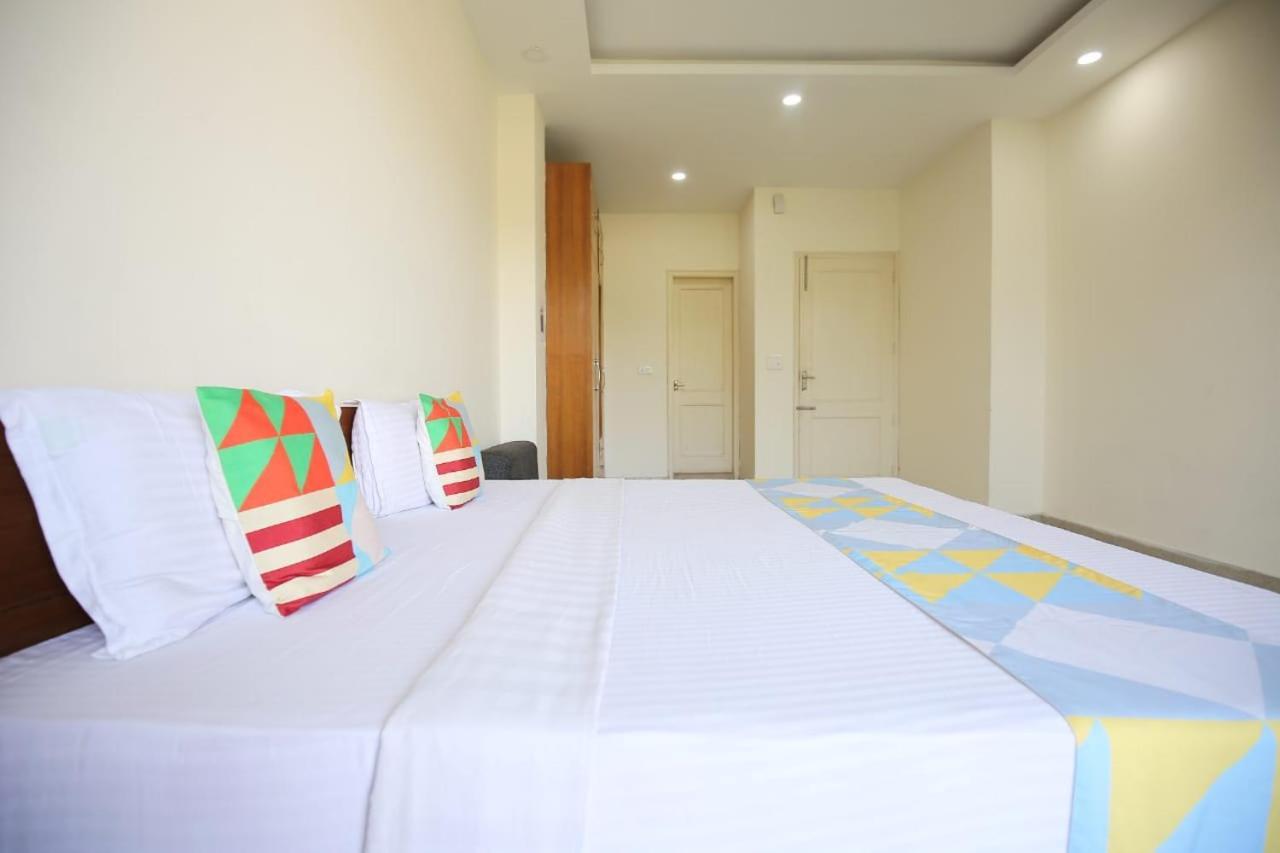 Sky Home Train View Kasauli Ngoại thất bức ảnh